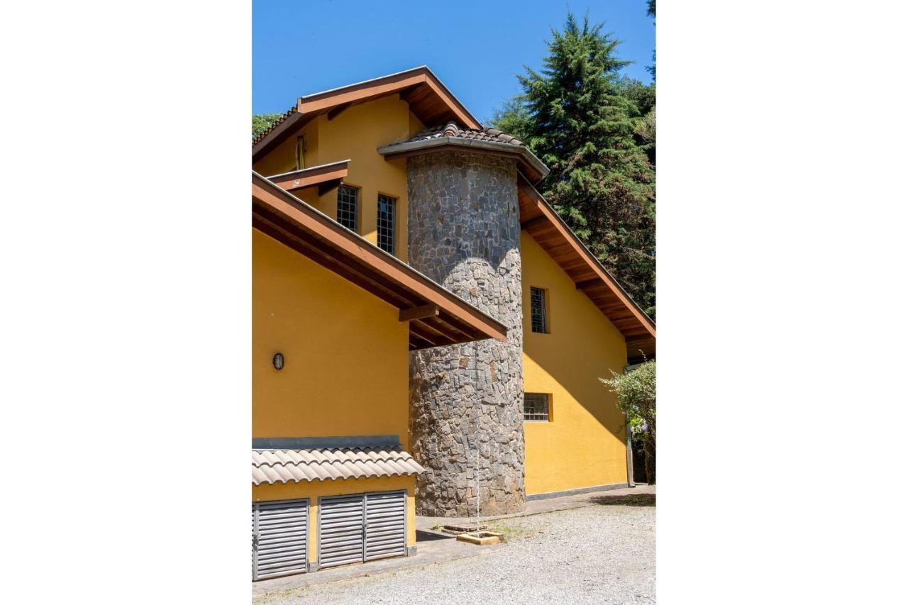 Casa Com Forno De Pizza E Vista As Montanhas Campos do Jordão